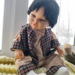 Кукла виниловая