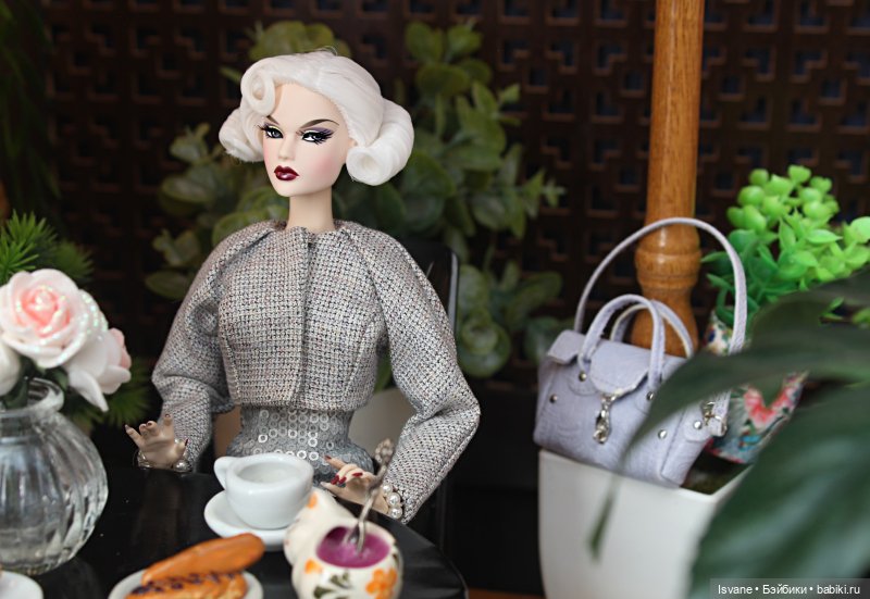 Моя коллекция. Куклы от JHDFASHIONDOLL: Covergirl: The September Issue Gift Set: Anna May