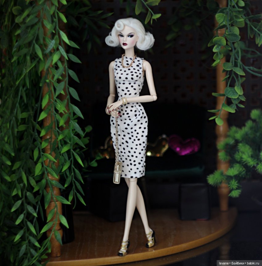 Моя коллекция. Куклы от JHDFASHIONDOLL: Covergirl: The September Issue Gift Set: Anna May