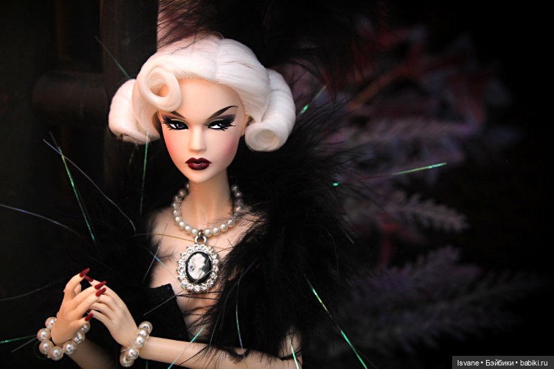 Моя коллекция. Куклы от JHDFASHIONDOLL: Covergirl: The September Issue Gift Set: Anna May