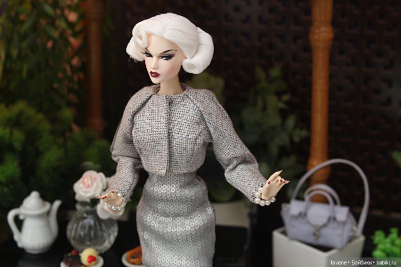 Моя коллекция. Куклы от JHDFASHIONDOLL: Covergirl: The September Issue Gift Set: Anna May