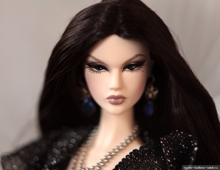 Моя коллекция. Куклы от JHDFASHIONDOLL: сравнение Anna May Obsessed и Anna May The Brides of Dracula Lucy (фото 9)