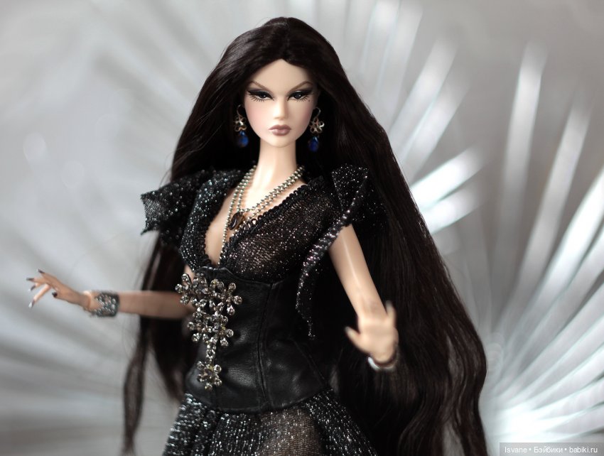 Моя коллекция. Куклы от JHDFASHIONDOLL: сравнение Anna May Obsessed и Anna May The Brides of Dracula Lucy (фото 8)