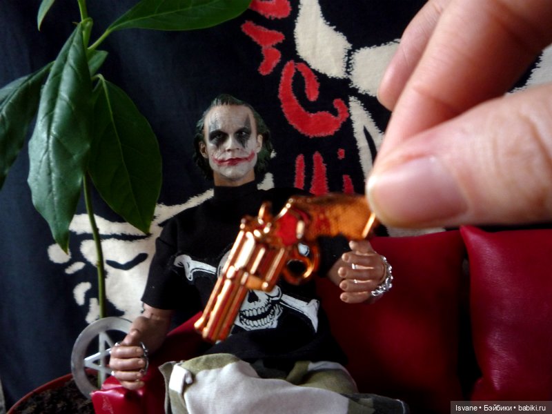 Моя коллекция. Кукольные мужчины: Александр Матиас Кемпер (Heath Ledger Joker Head Sculpt) (фото 4)