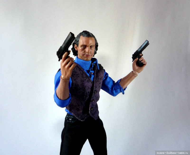 Моя коллекция. Кукольные мужчины: Александр Матиас Кемпер (Heath Ledger Joker Head Sculpt) (фото 9)