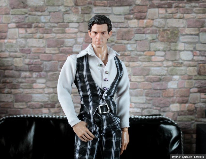 Моя коллекция. Кукольные мужчины: Роберт Маркхэм (Barbie Jurassic World Owen)