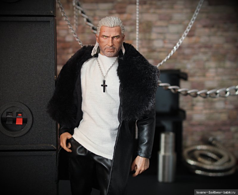 Моя коллекция. Кукольные мужчины: Эндрю "Бесяра" Пиктон. (Geralt of Rivia, the White Wolf Head Sculpt) (фото 7)
