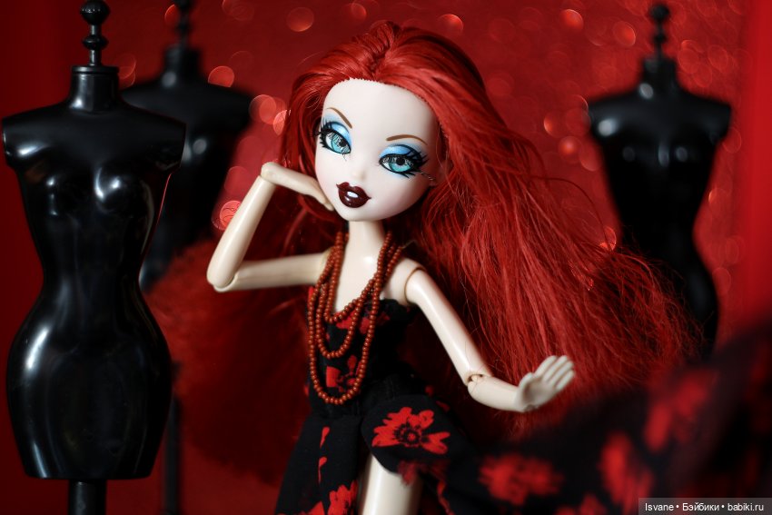 Моя коллекция. Ностальгия: Мейгана ( Bratzillaz Meygana Broomstix от компании MGA) - моя вторая кукла в коллекции (фото 3)