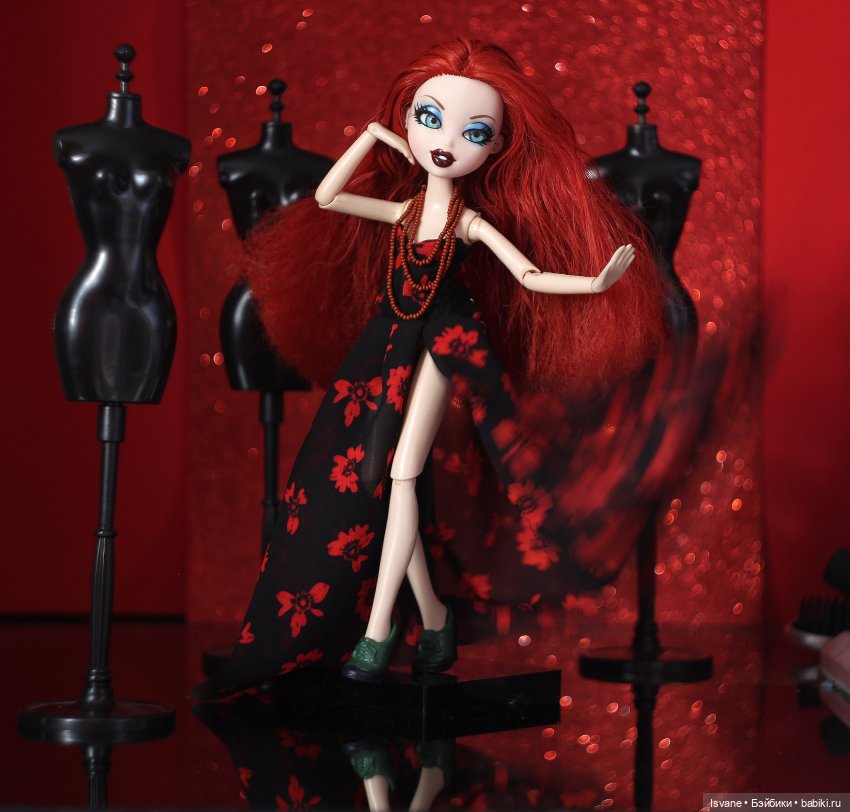 Моя коллекция. Ностальгия: Мейгана ( Bratzillaz Meygana Broomstix от компании MGA) - моя вторая кукла в коллекции (фото 2)