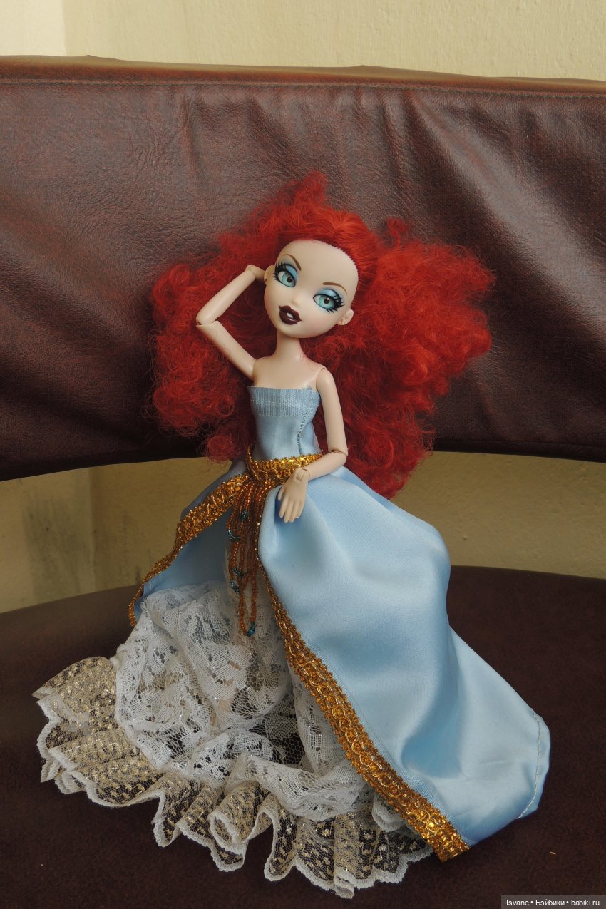 Моя коллекция. Ностальгия: Мейгана ( Bratzillaz Meygana Broomstix от компании MGA) - моя вторая кукла в коллекции (фото 7)