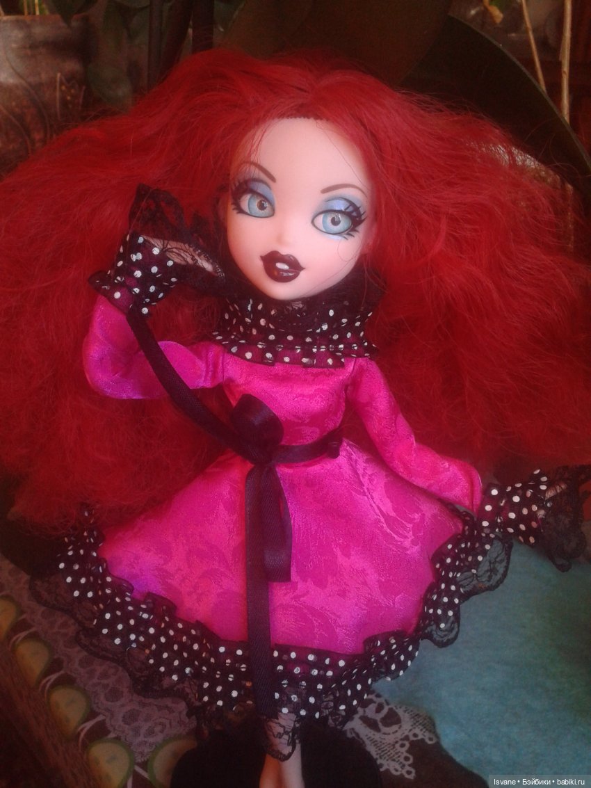 Моя коллекция. Ностальгия: Мейгана ( Bratzillaz Meygana Broomstix от компании MGA) - моя вторая кукла в коллекции (фото 6)