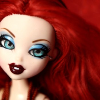 Моя коллекция. Ностальгия: Мейгана ( Bratzillaz Meygana Broomstix от компании MGA) - моя вторая кукла в коллекции