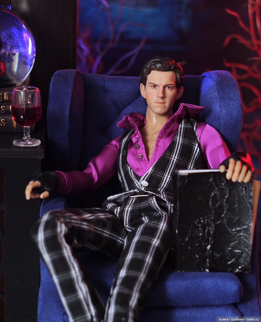 Немного о моём любимом конкурсе "DollsTopModel" 💃 Внесезонный этап "WOLAND'S GREAT BALL" Г.Ф. Лавкрафт и Жиль де Ре на балу