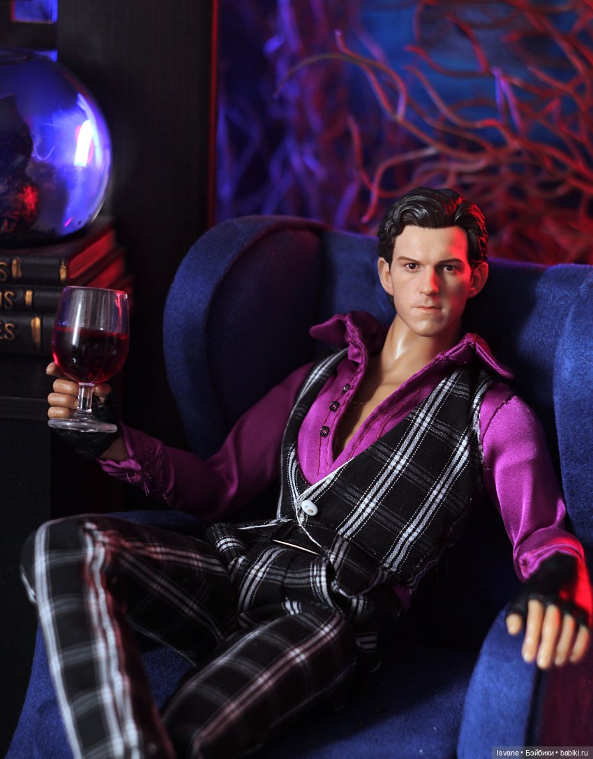 Немного о моём любимом конкурсе "DollsTopModel" 💃 Внесезонный этап "WOLAND'S GREAT BALL" Г.Ф. Лавкрафт и Жиль де Ре на балу