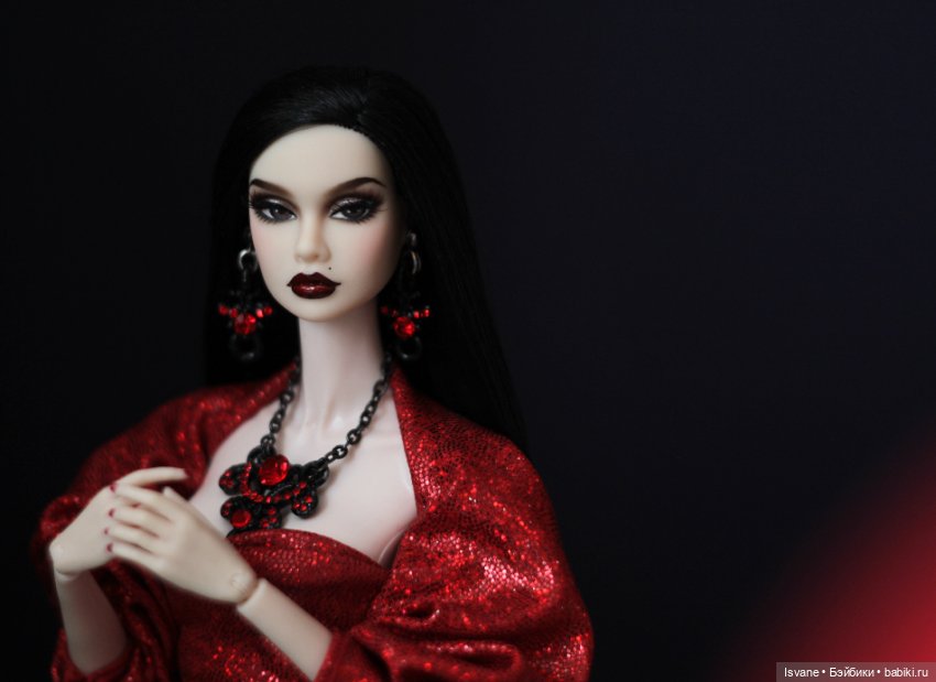 "Mad Hatter" или креативные головные уборы - треш или фэшн