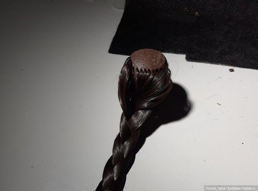 Петра - из блондинки в брюнетку