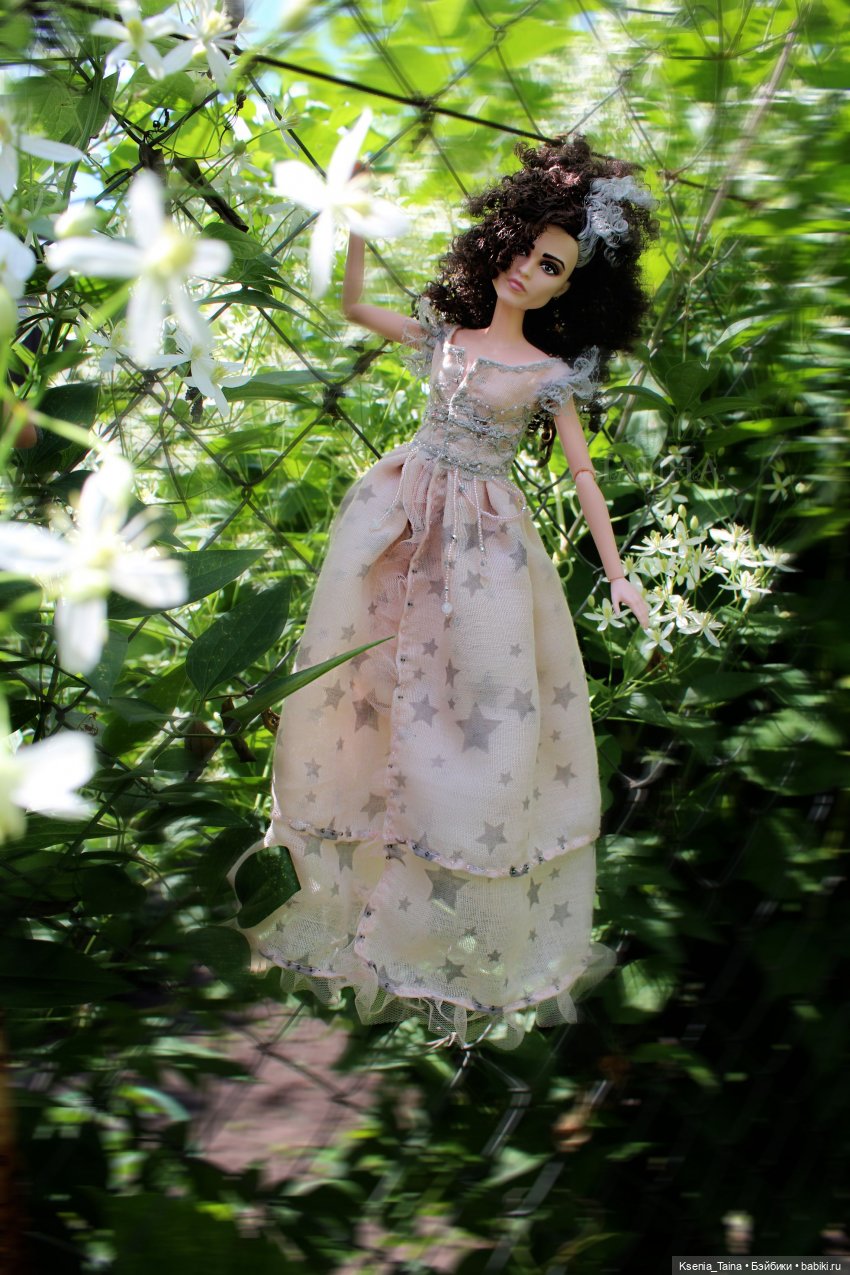 Нетипичный образ для Беллатрисы (фото 9)