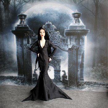 Мортиша Аддамс, стилизация