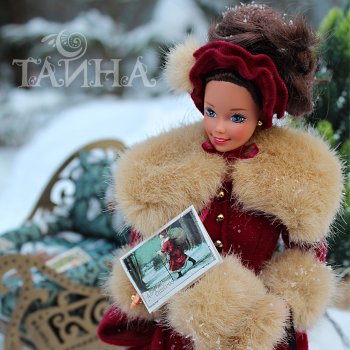 Зимняя прогулка Викторианской леди.