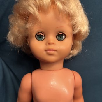 Кукла гдр, Фабрика?