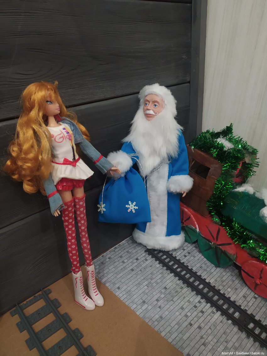 Новогодний поезд — Аналоги Барби и куклы 1/6: клоны 90 (фото 4)