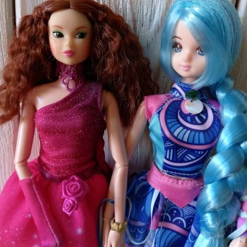 Момоко и Ликка