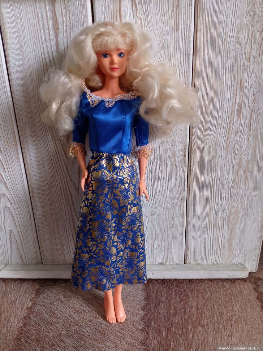 Большие барбиобразные куклы