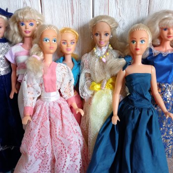 Большие барбиобразные куклы