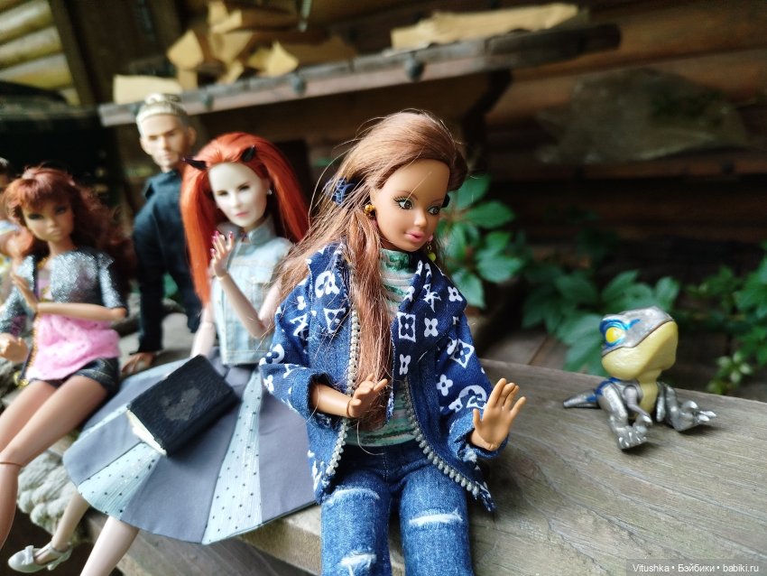 Влюблён по ошибке — Аналоги Барби и куклы 1/6: клоны 90 (фото 7)