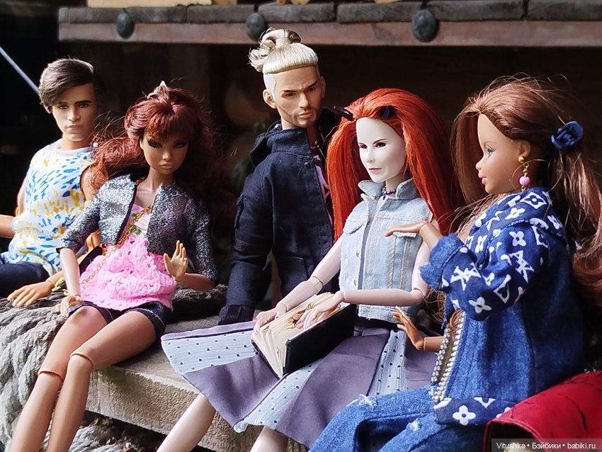 Влюблён по ошибке — Аналоги Барби и куклы 1/6: клоны 90 (фото 2)