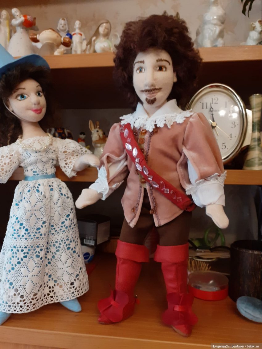 Портос с подругой Портос с подругой