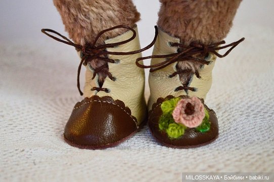 Идеи украшения одежды и обуви вышивкой (фото 8)