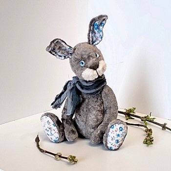 Зайка Лютик