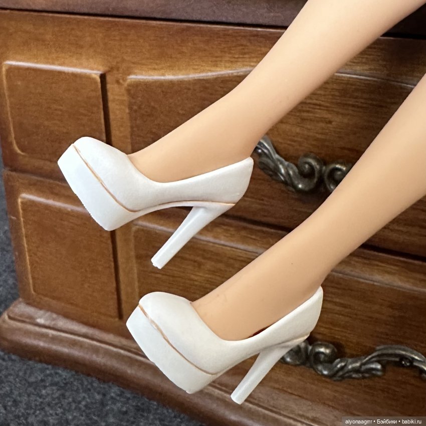 Одежда и обувь для барби- и кенообразных 34-35 см (фото 5)