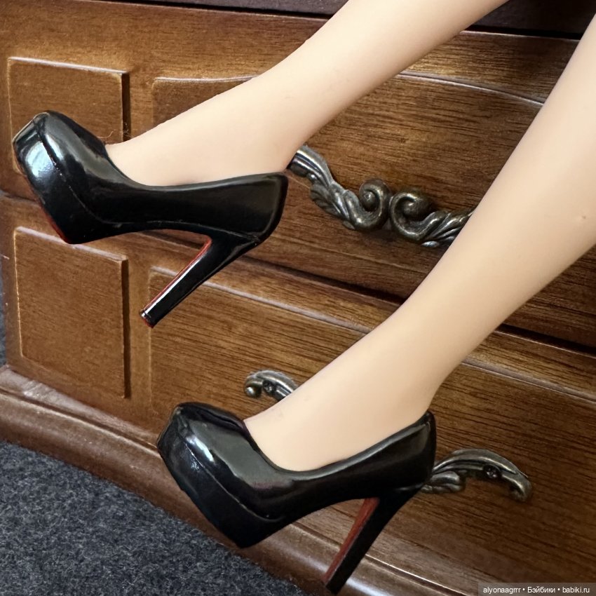 Одежда и обувь для барби- и кенообразных 34-35 см (фото 3)