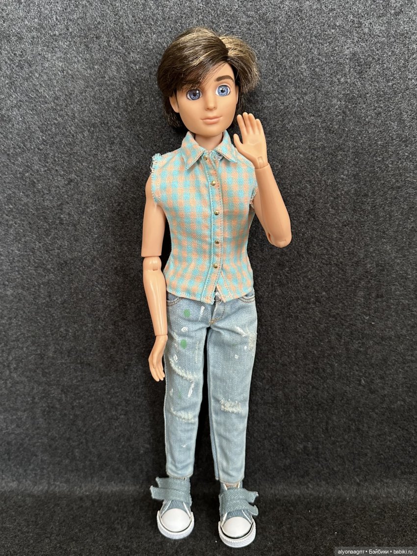 Одежда и обувь для барби- и кенообразных 34-35 см