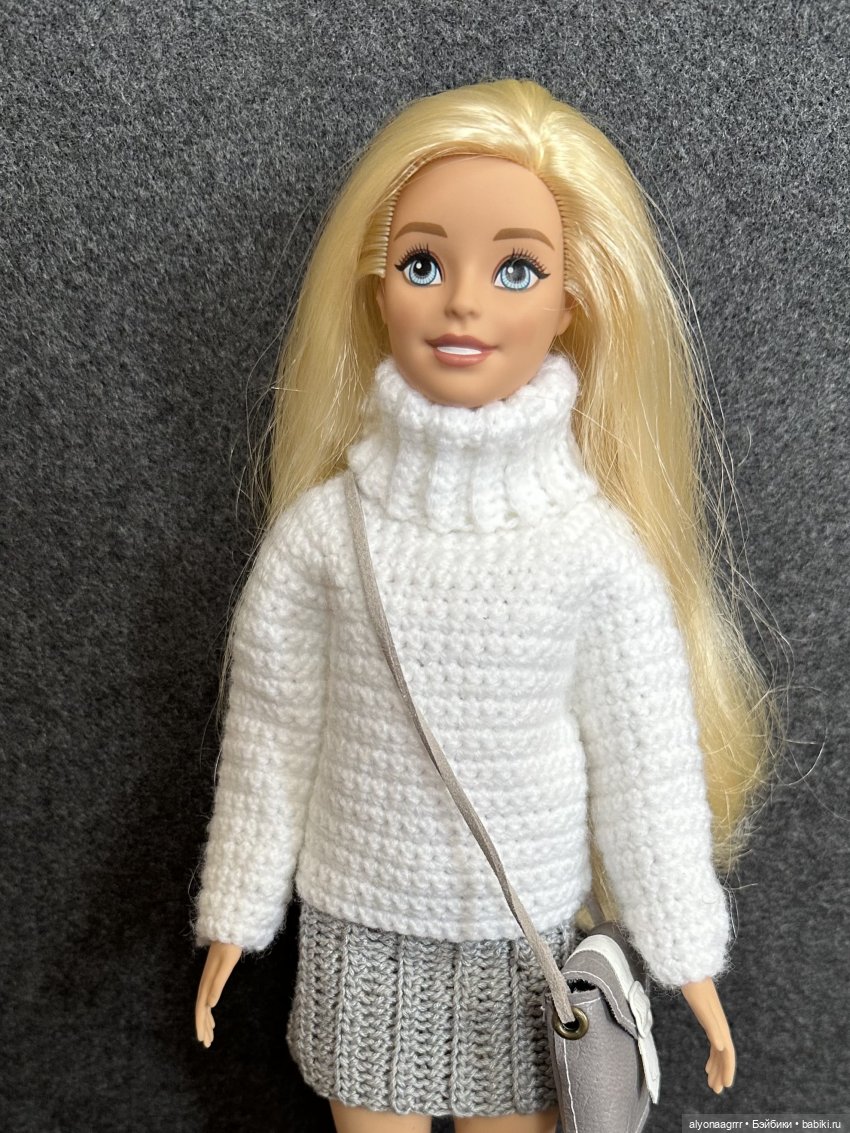 Одежда и обувь для барби- и кенообразных 34-35 см