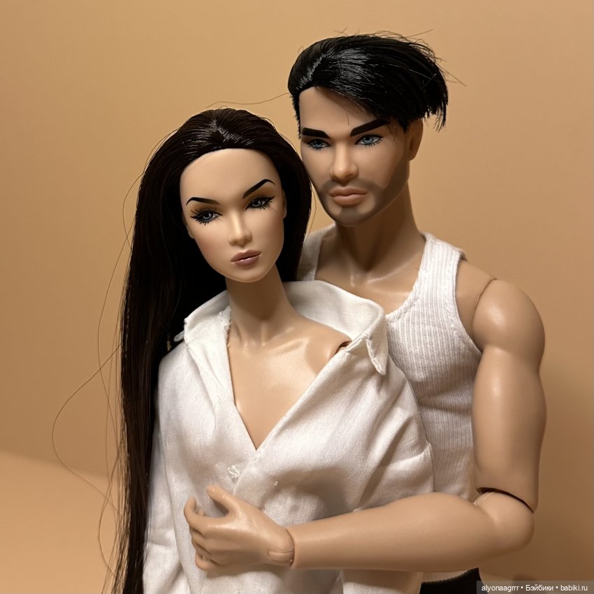 Love story в белых майках