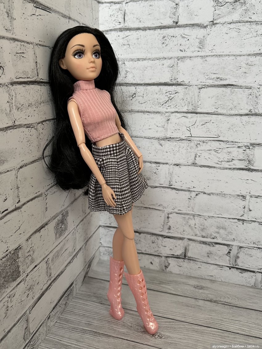 Подружки — Коллекции игровых кукол (Playline): фото полок