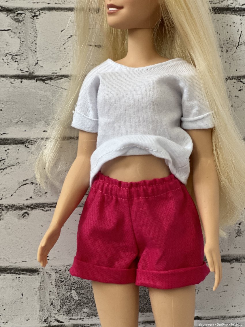 Подружки — Коллекции игровых кукол (Playline): фото полок (фото 8)