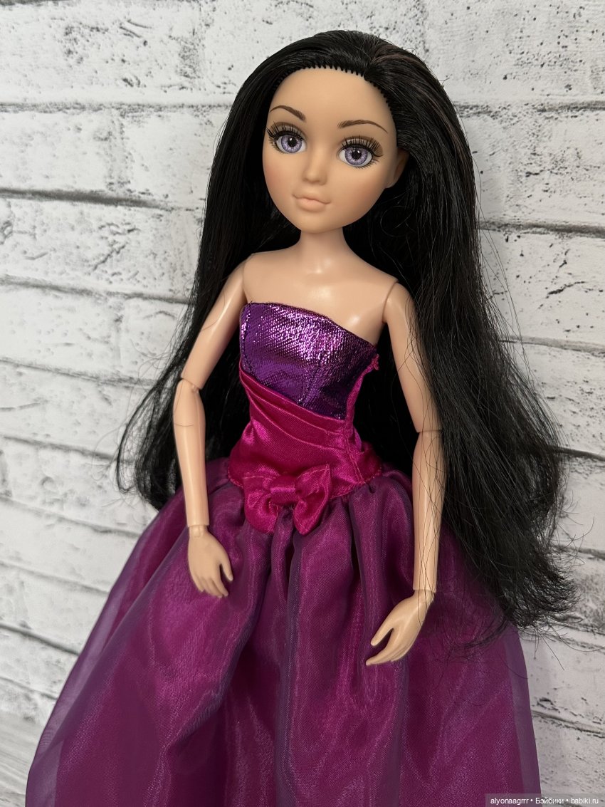 Подружки — Коллекции игровых кукол (Playline): фото полок (фото 4)