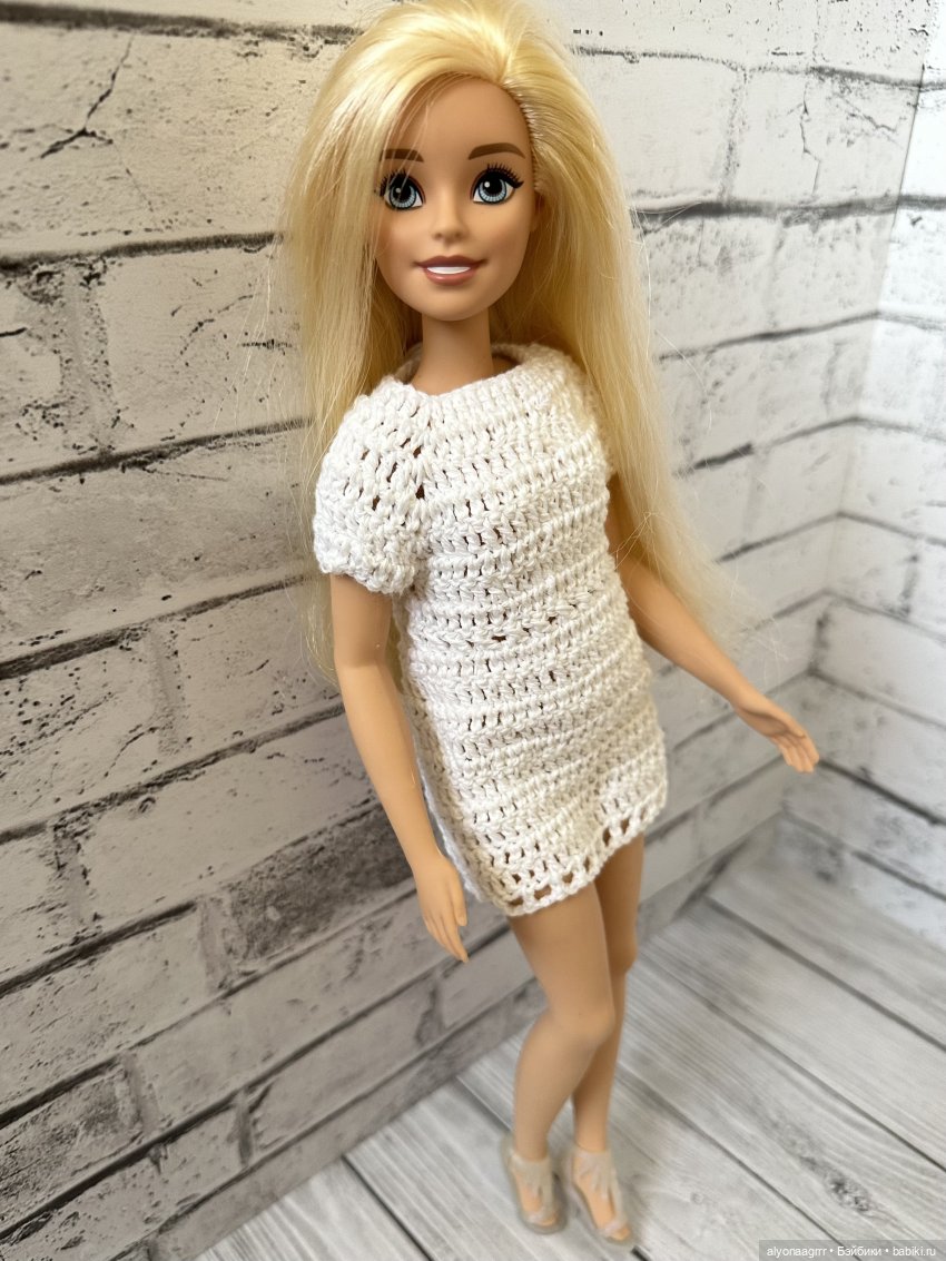 Подружки — Коллекции игровых кукол (Playline): фото полок