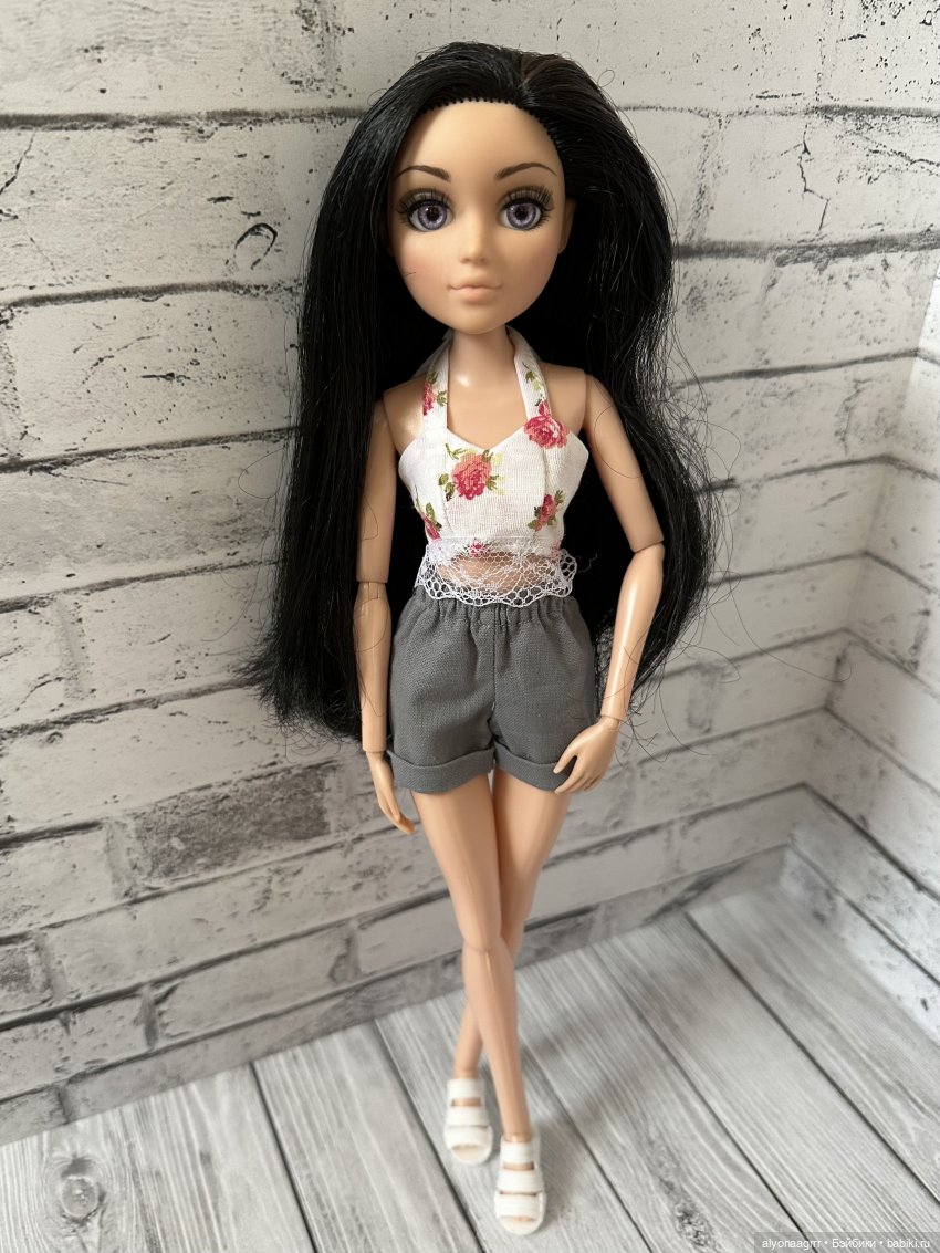 Подружки — Коллекции игровых кукол (Playline): фото полок (фото 10)