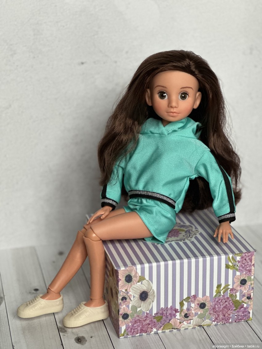 Мирэя с подругой — Коллекции игровых кукол (Playline): фото полок (фото 8)