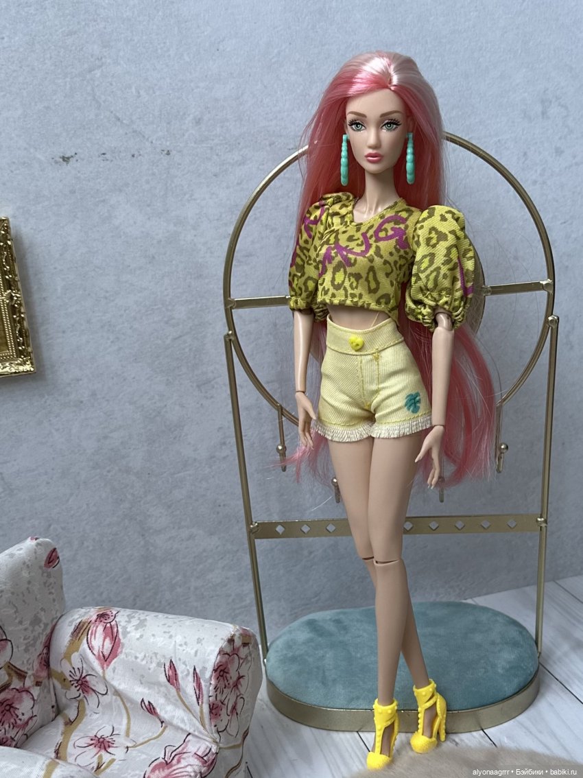 Defa Lucy на теле MENGF — Фэшн (фото 4)