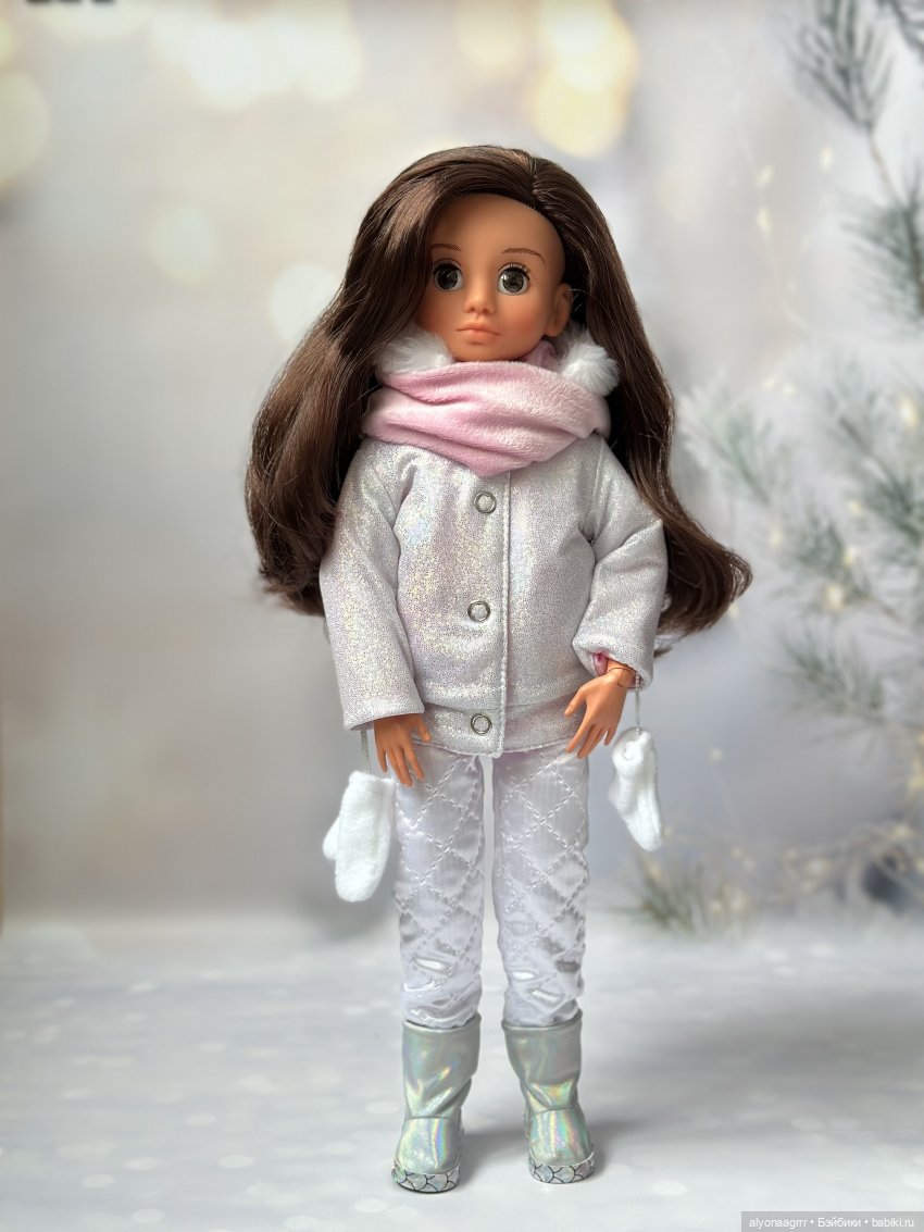 Поиграем в зиму — Коллекции игровых кукол (Playline): фото полок (фото 4)