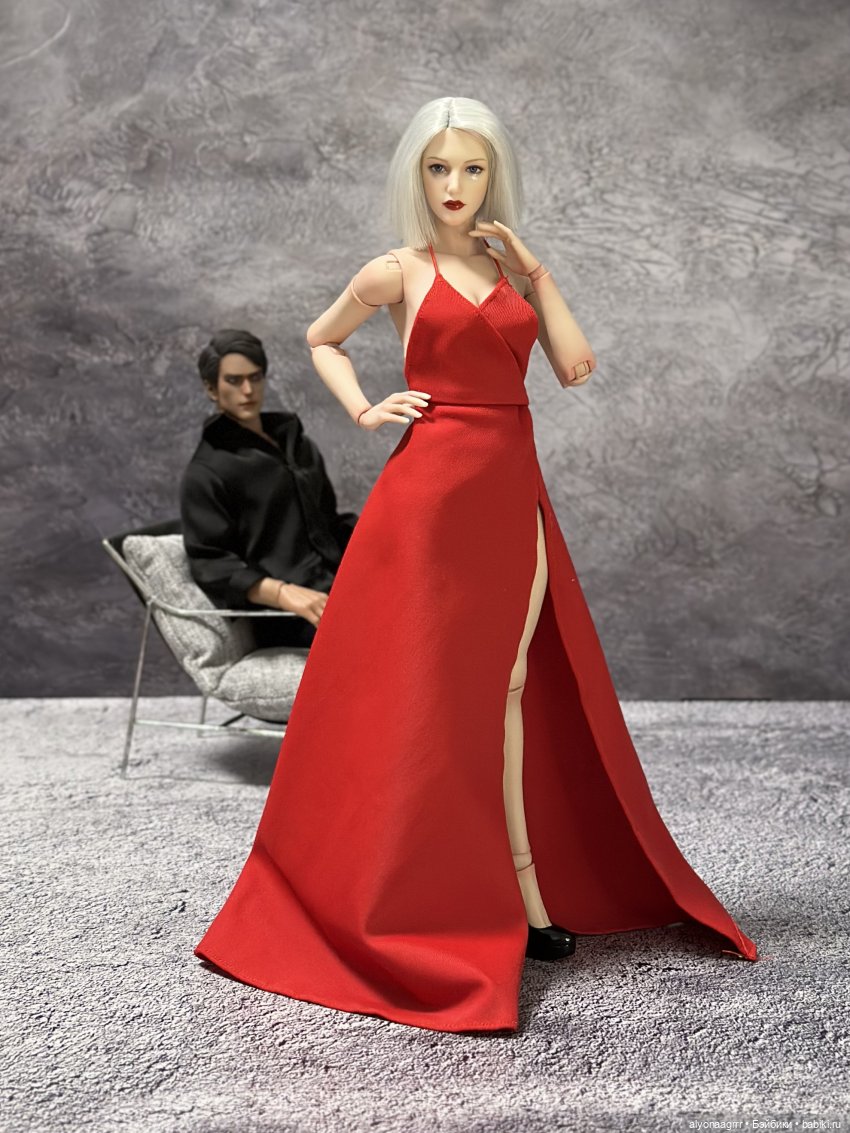 Красное платьишко и серый волк