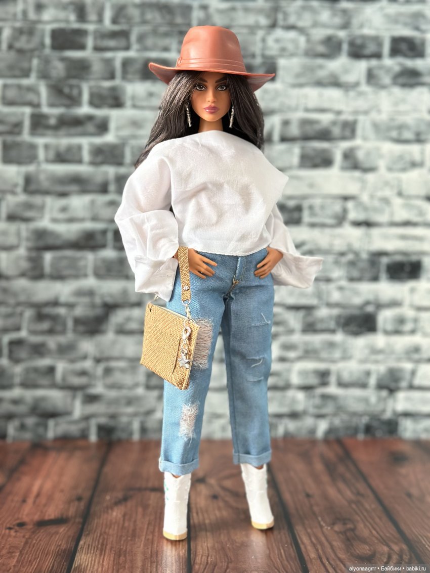 Аделина дурачится — Куклы Barbie (Барби): Looks (фото 8)