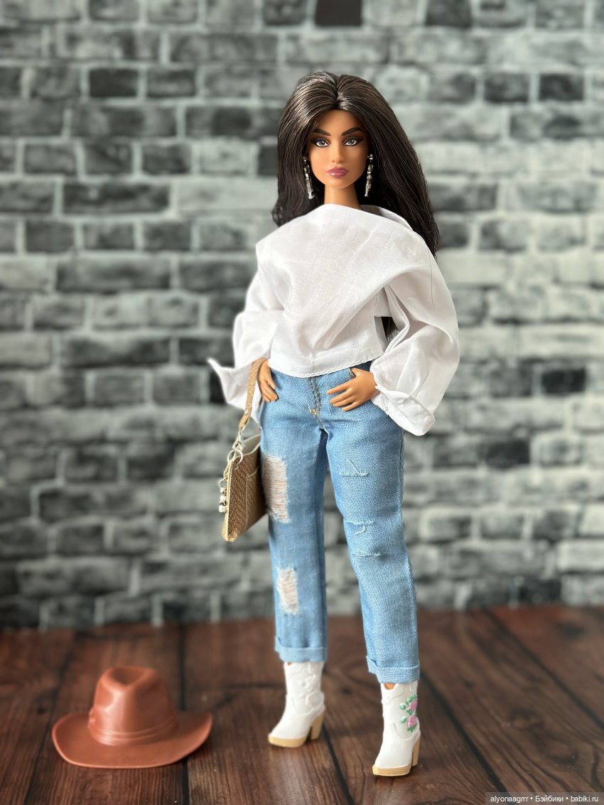 Аделина дурачится — Куклы Barbie (Барби): Looks (фото 7)