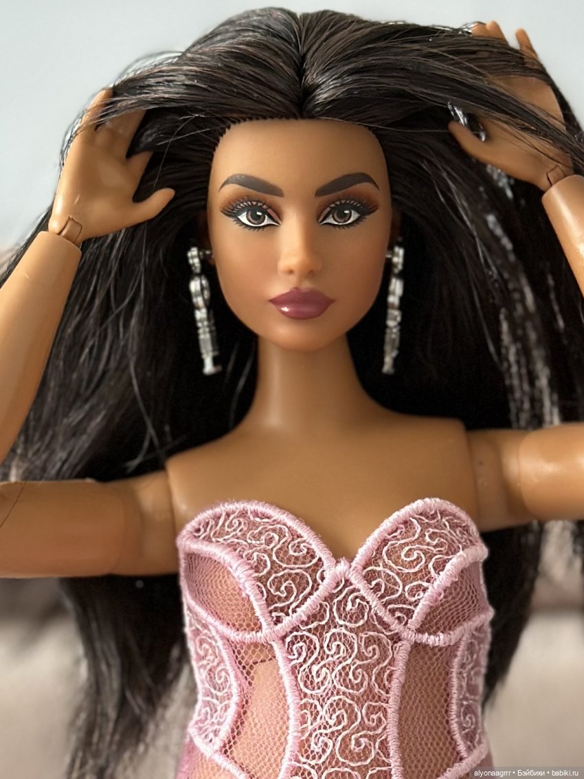 Аделина дурачится — Куклы Barbie (Барби): Looks (фото 2)